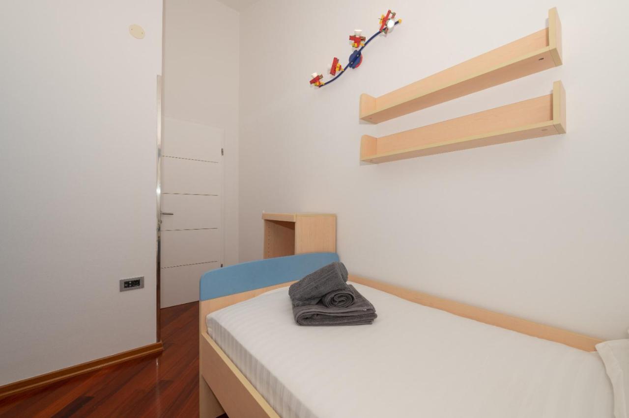 Apartments Luka Toni 克瓦维卡 外观 照片