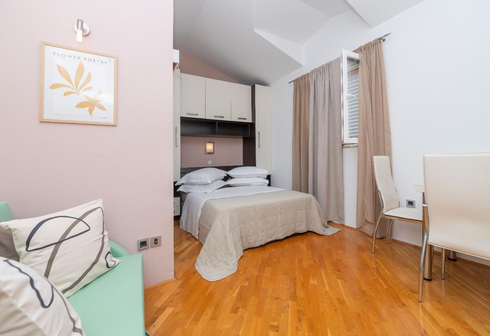 Apartments Luka Toni 克瓦维卡 外观 照片